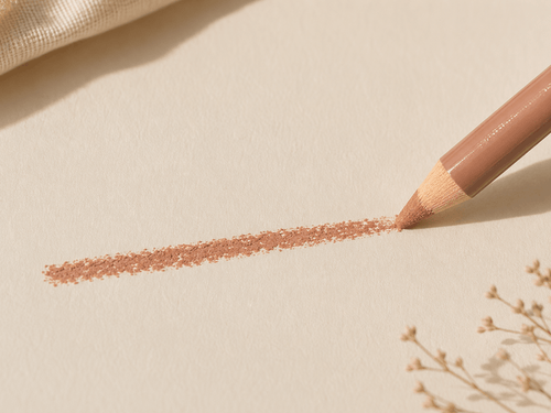 Annabelle crayon à sourcils hypoallergénique – Texture ultra-matte, finition naturelle, avec brossette intégrée - Ayoye Destock