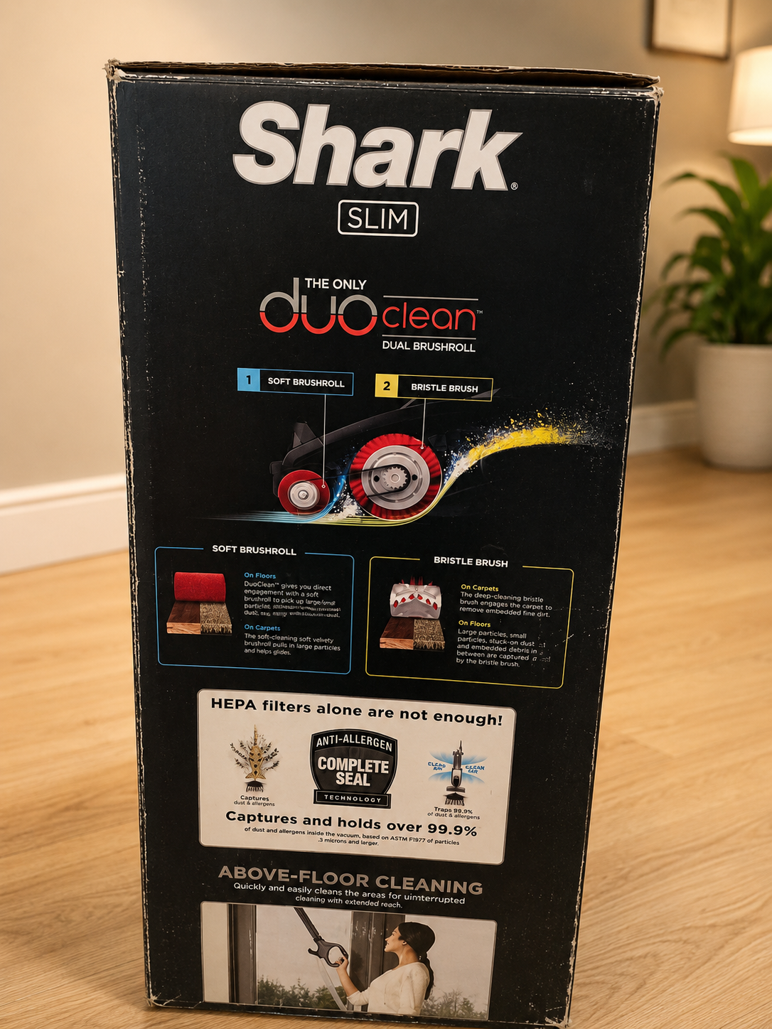 Shark Slim DuoClean – Aspirateur balai filaire avec filtre HEPA et anti-allergènes – Modèle NV200C
