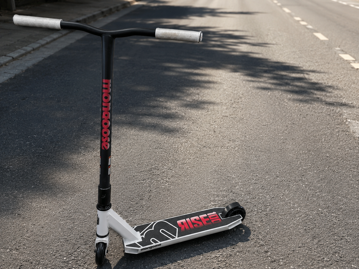 Mongoose Rise 100 Freestyle Stunt Scooter – Trottinette Cascade pour enfants et adultes
